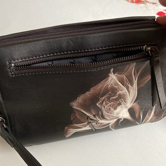 Vera Wang PVC Crossbody Purse - Picture 8 of 11